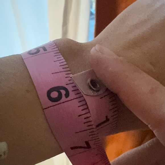 Green Tennis-Style Bracelet with Emerald-Like Gemstones - Picture 13 of 13